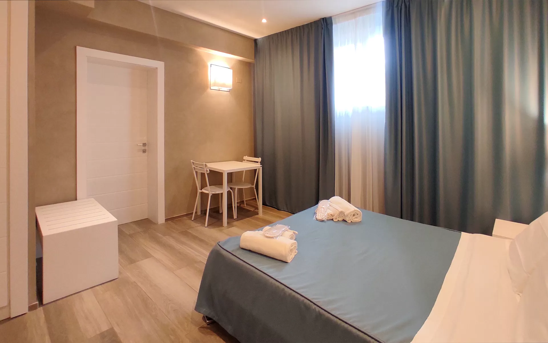 Camera al piano terra all’Hotel Cecina Beach – foto 2 di 13