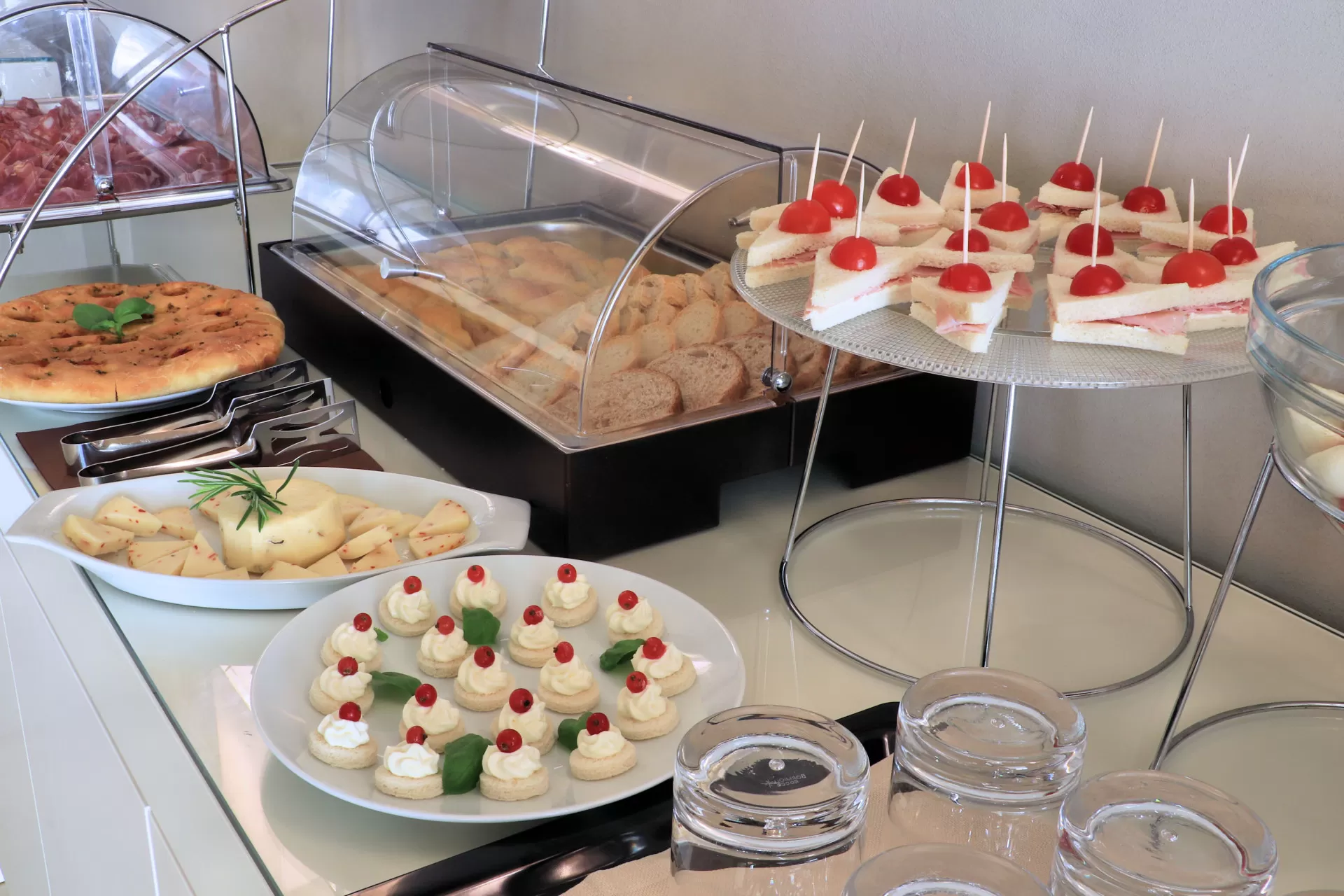 Camera al piano terra all’Hotel Cecina Beach – foto 13 di 13
