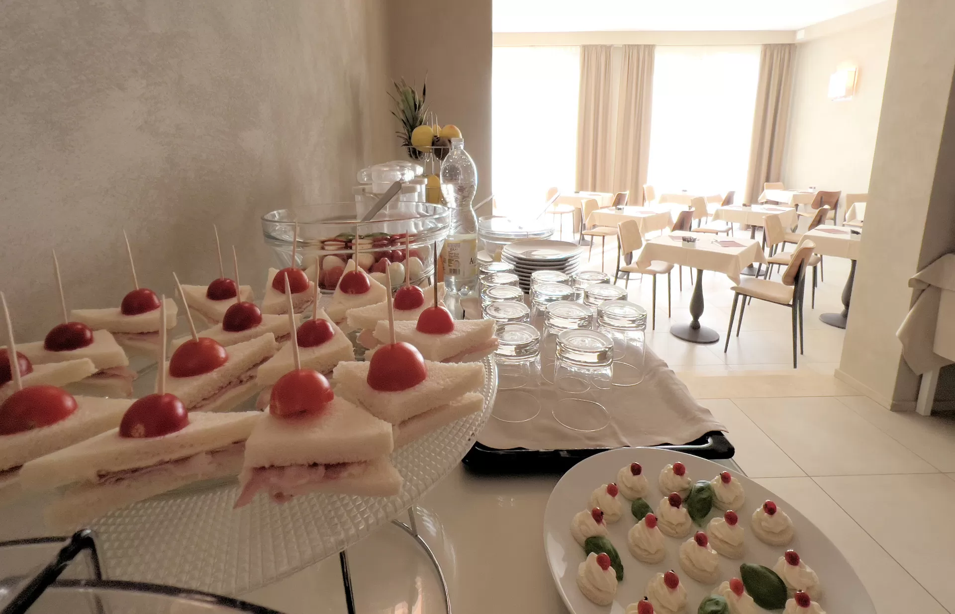 Junior Suite con patio esterno all’Hotel Cecina Beach – foto 13 di 14