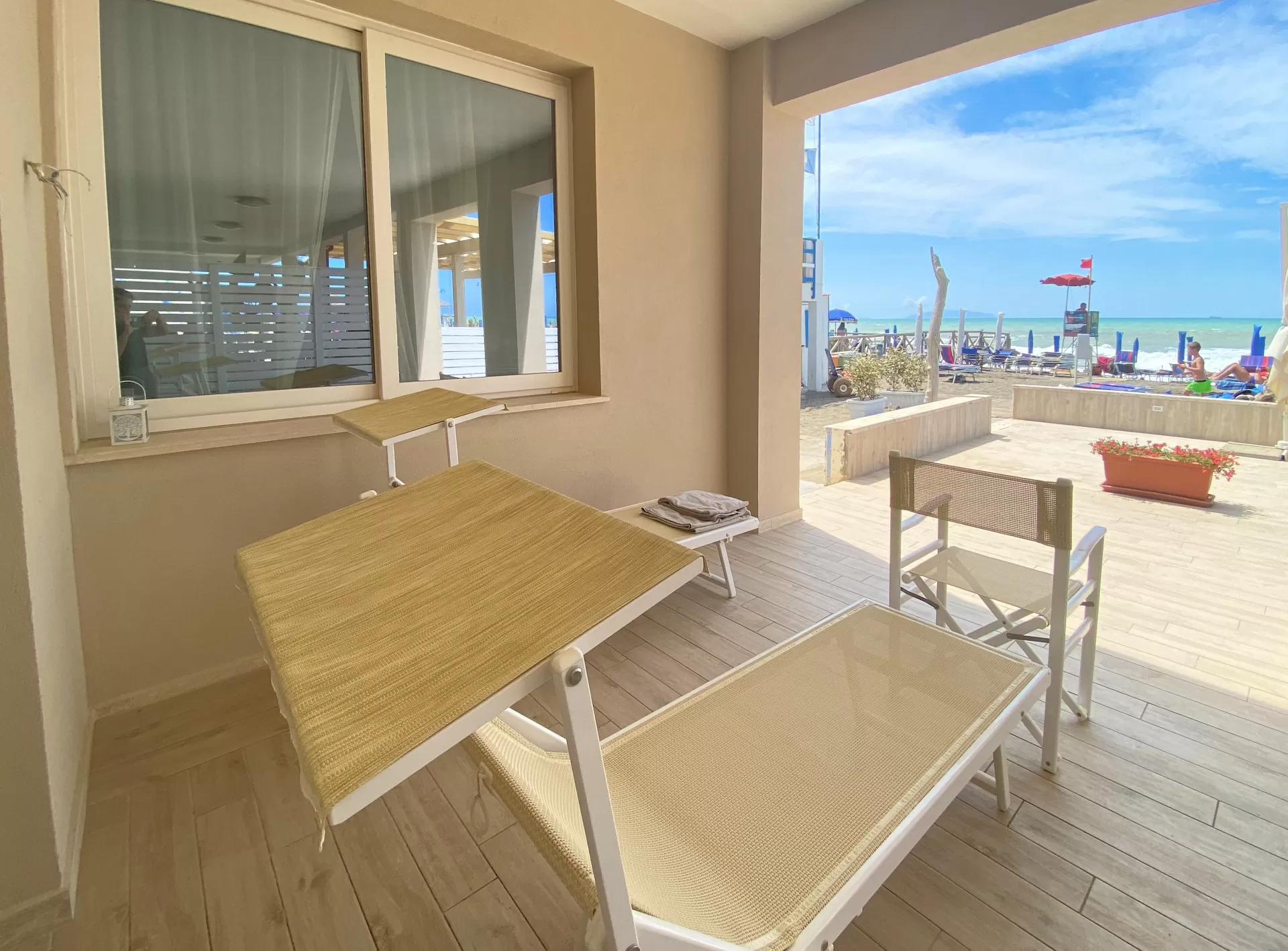 Camera con patio esterno all’Hotel Cecina Beach – foto 6 di 13