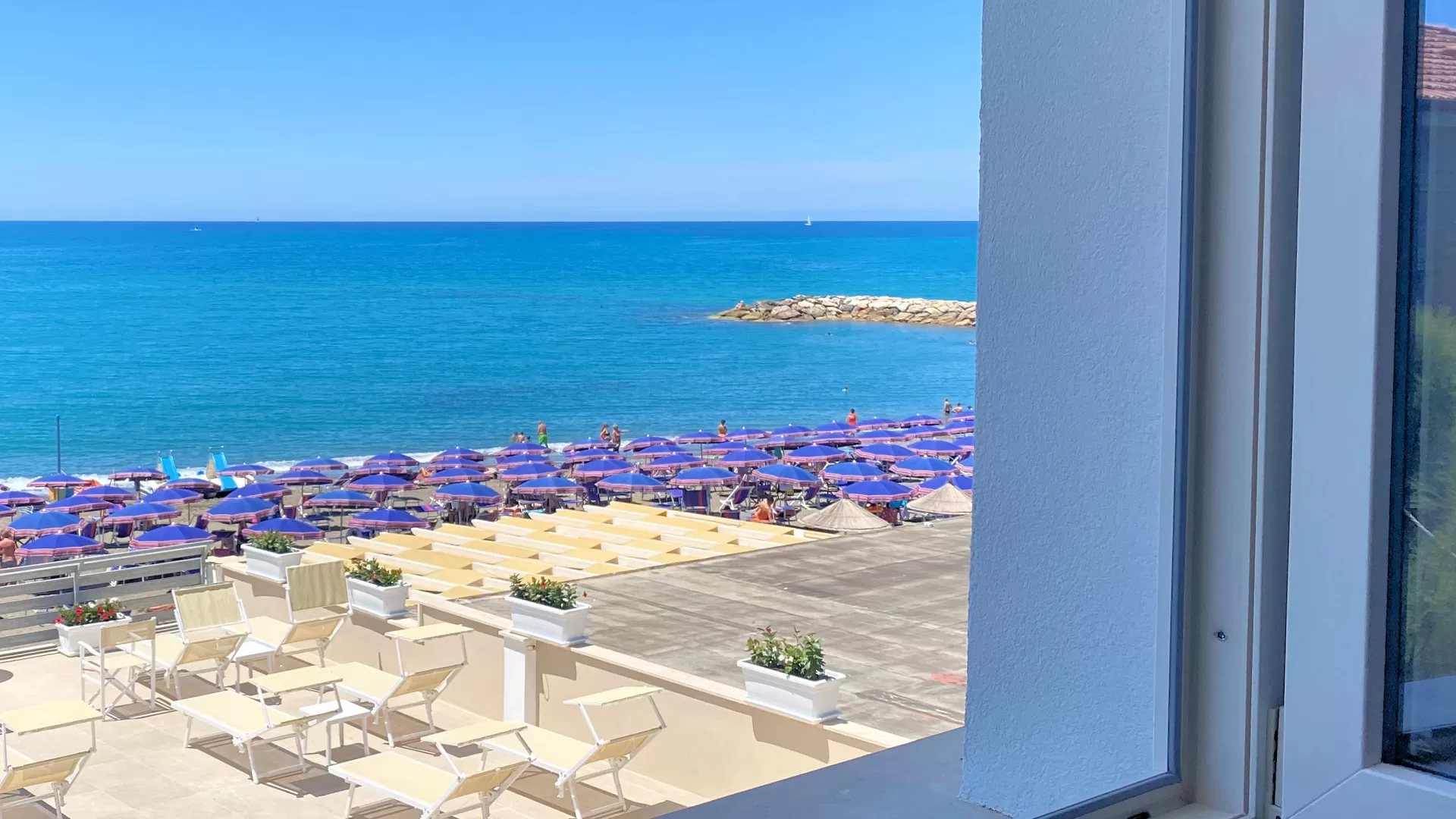 Camera con vista mare all’Hotel Cecina Beach – foto 2 di 10